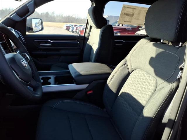 2026 Ram 1500 Big Horn Crew Cab 4x4 5'7" Box