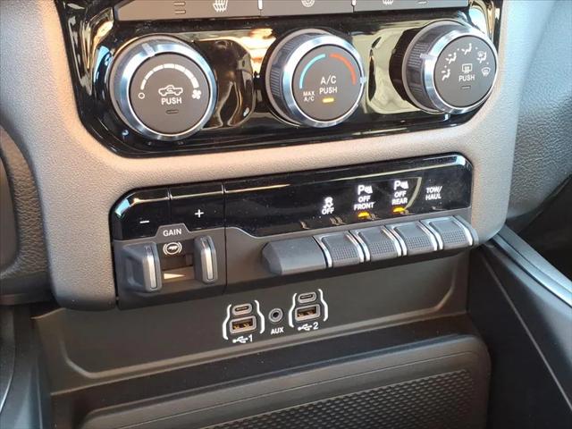 2026 Ram 1500 Big Horn Crew Cab 4x4 5'7" Box