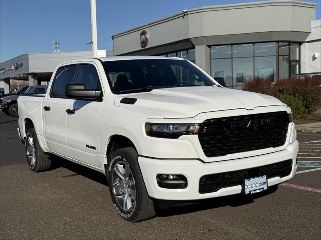 2026 RAM Ram 1500 RAM 1500 EXPRESS CREW CAB 4X4 57 BOX
