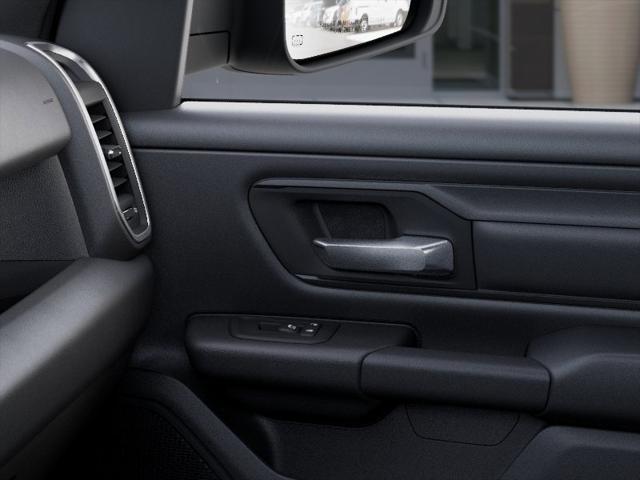 2026 Ram 1500 Warlock Crew Cab 4x4 5'7" Box