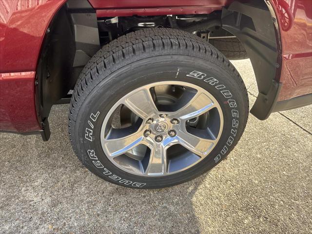 2025 RAM Ram 1500 RAM 1500 TRADESMAN CREW CAB 4X2 57 BOX 2025 RAM Ram 1500 RAM 1500 TRADESMAN CREW CAB 4X2 57 BOX