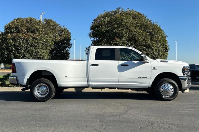 2026 RAM Ram 3500 RAM 3500 BIG HORN CREW CAB 4X4 8 BOX