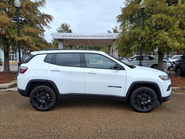 2026 Jeep Compass Latitude Altitude