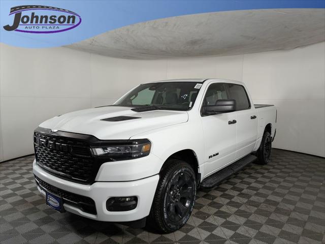 2026 RAM Ram 1500 RAM 1500 EXPRESS CREW CAB 4X4 57 BOX