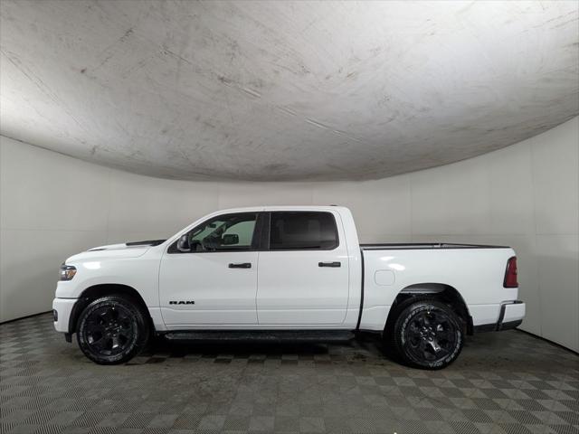2026 RAM Ram 1500 RAM 1500 EXPRESS CREW CAB 4X4 57 BOX