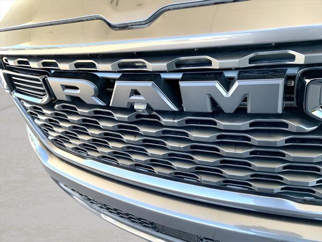 2025 RAM Ram 1500 RAM 1500 TRADESMAN CREW CAB 4X2 57 BOX 2025 RAM Ram 1500 RAM 1500 TRADESMAN CREW CAB 4X2 57 BOX