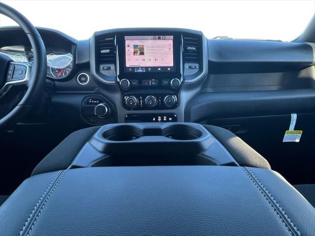 2025 RAM Ram 1500 RAM 1500 TRADESMAN CREW CAB 4X2 57 BOX 2025 RAM Ram 1500 RAM 1500 TRADESMAN CREW CAB 4X2 57 BOX