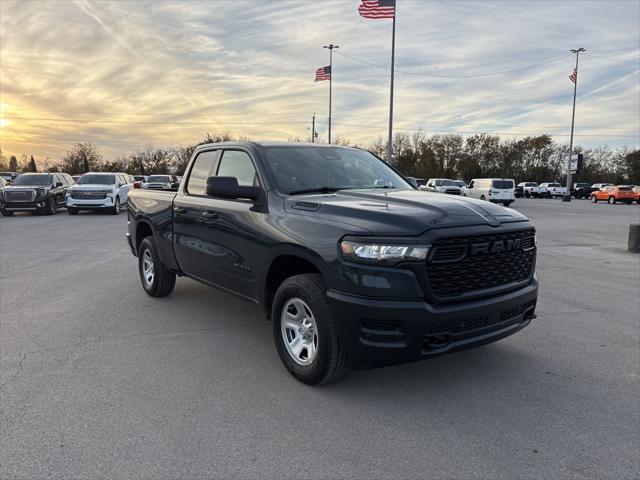 2025 RAM Ram 1500 RAM 1500 TRADESMAN QUAD CAB 4X4 64 BOX