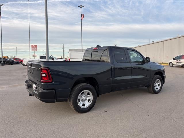 2025 RAM Ram 1500 RAM 1500 TRADESMAN QUAD CAB 4X4 64 BOX