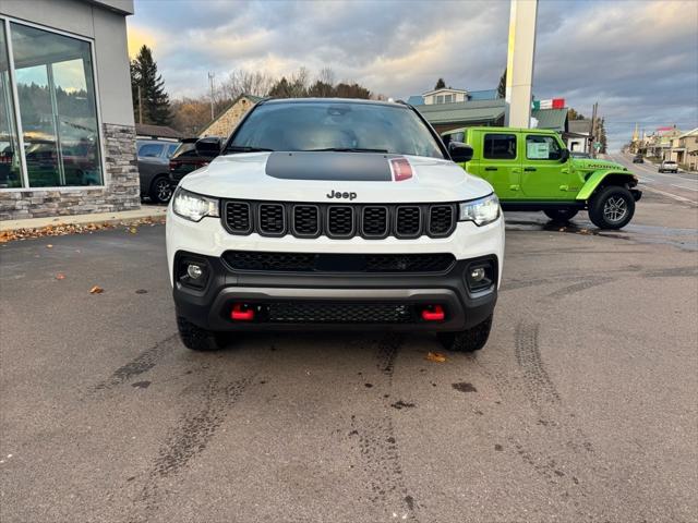2026 Jeep Compass COMPASS LATITUDE ALTITUDE 4X4 2026 Jeep Compass COMPASS LATITUDE ALTITUDE 4X4