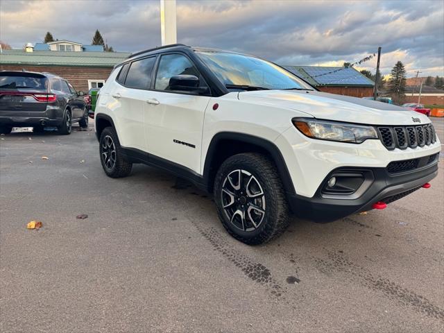 2026 Jeep Compass COMPASS LATITUDE ALTITUDE 4X4 2026 Jeep Compass COMPASS LATITUDE ALTITUDE 4X4