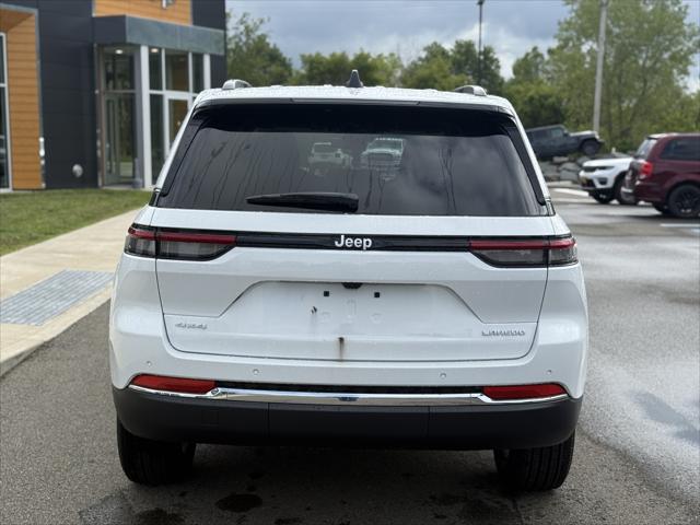 2025 Jeep Grand Cherokee GRAND CHEROKEE LAREDO X 4X4