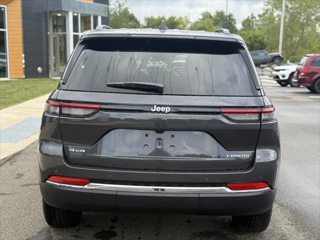 2025 Jeep Grand Cherokee GRAND CHEROKEE LAREDO X 4X4
