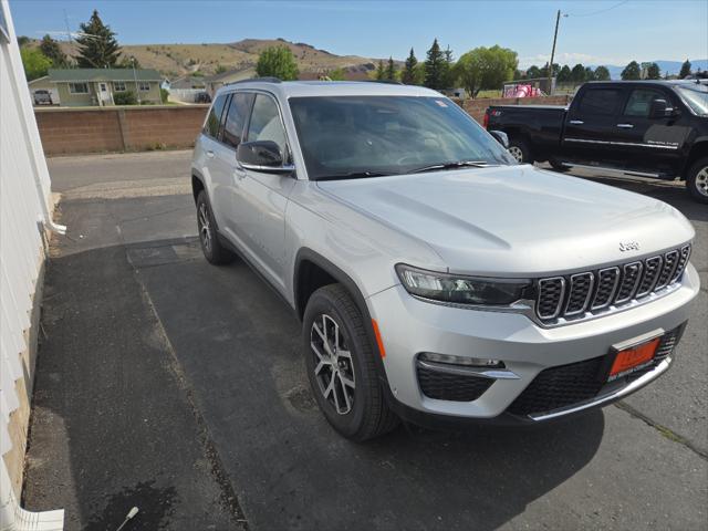 2025 Jeep Grand Cherokee GRAND CHEROKEE LIMITED 4X4