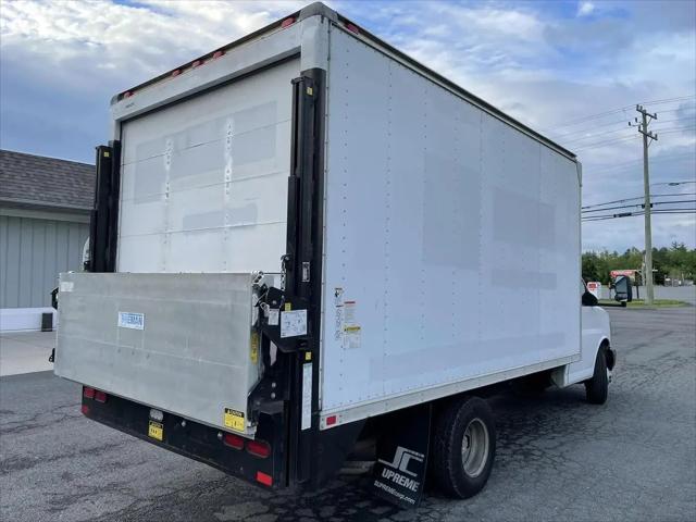 2009 Chevrolet Express Cutaway Work Van