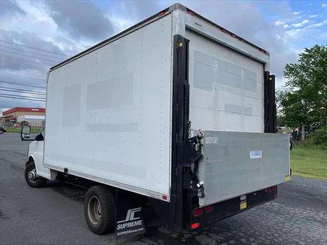 2009 Chevrolet Express Cutaway Work Van