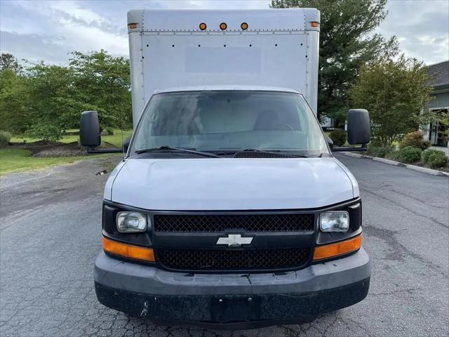 2009 Chevrolet Express Cutaway Work Van