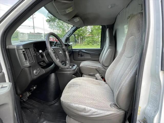 2009 Chevrolet Express Cutaway Work Van