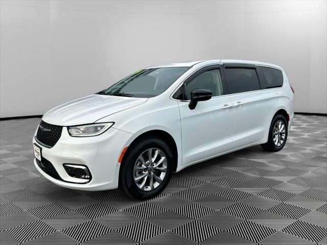 2024 Chrysler Pacifica Touring L AWD