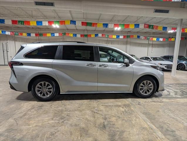 2023 Toyota Sienna XLE