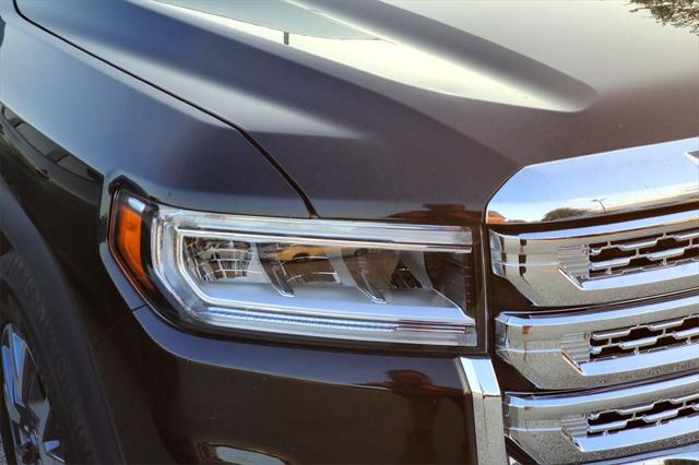 2023 GMC Acadia AWD SLT