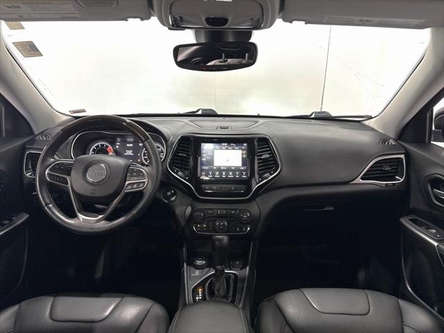 2019 Jeep Cherokee Overland 4x4 2019 Jeep Cherokee Overland 4x4