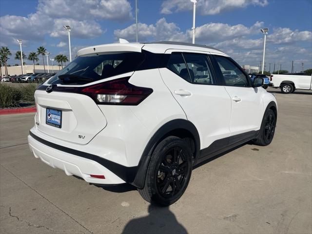2022 Nissan Kicks SV Xtronic CVT