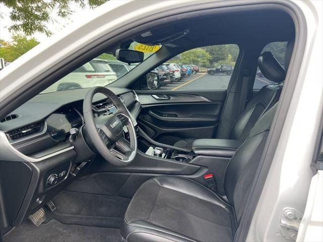 2023 Jeep Grand Cherokee L Altitude 4x4