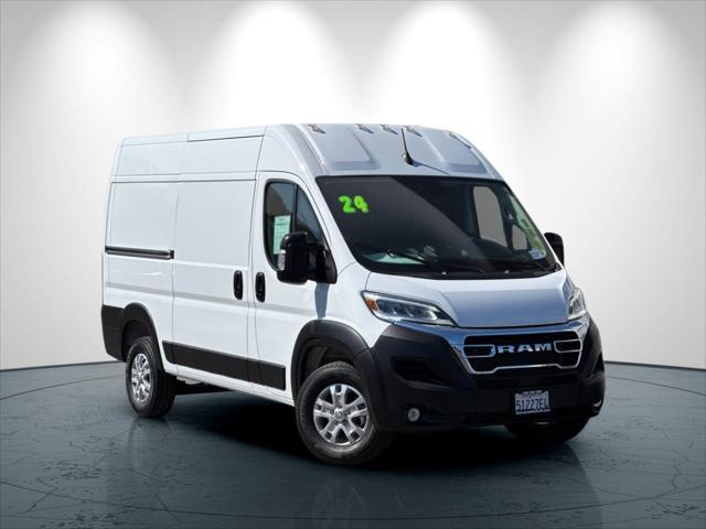2024 RAM ProMaster 1500 Cargo Van SLT High Roof 136 WB