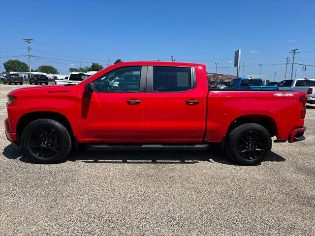 2021 Chevrolet Silverado 1500 4WD Crew Cab Short Bed Custom
