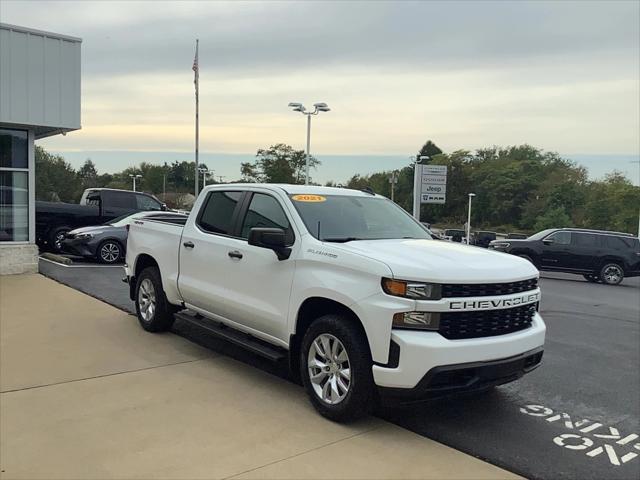 2021 Chevrolet Silverado 1500 4WD Crew Cab Short Bed Custom