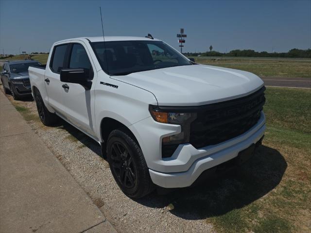2023 Chevrolet Silverado 1500 2WD Crew Cab Short Bed Custom
