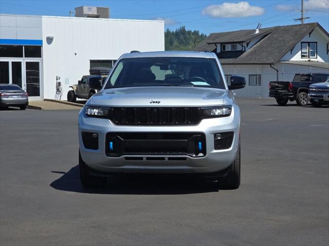 2023 Jeep Grand Cherokee 4xe 30th Anniversary 2023 Jeep Grand Cherokee 4xe 30th Anniversary