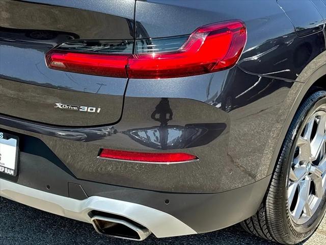 2025 BMW X4 xDrive30i