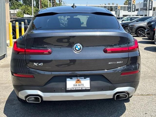 2025 BMW X4 xDrive30i