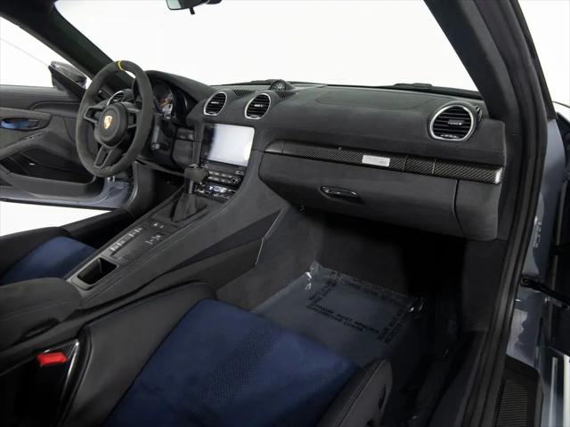 2024 Porsche 718 Cayman GT4 RS