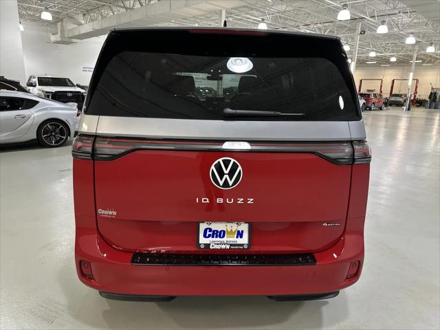 2025 Volkswagen ID. Buzz Pro S Plus with 4MOTION