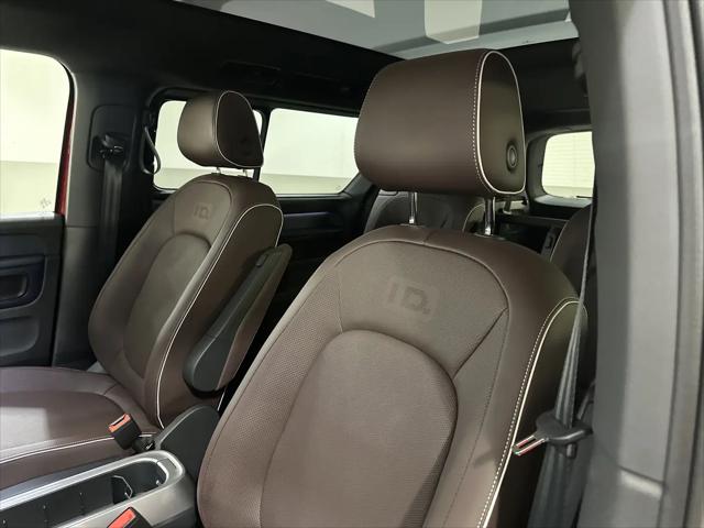 2025 Volkswagen ID. Buzz Pro S Plus with 4MOTION