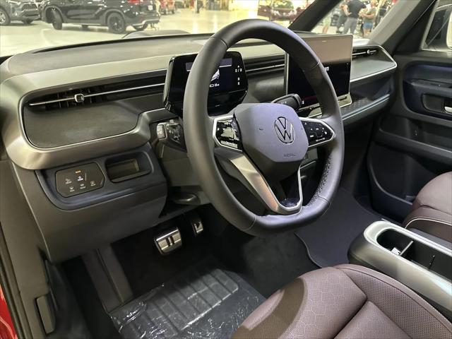 2025 Volkswagen ID. Buzz Pro S Plus with 4MOTION