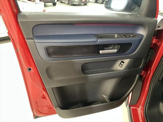 2025 Volkswagen ID. Buzz Pro S Plus with 4MOTION