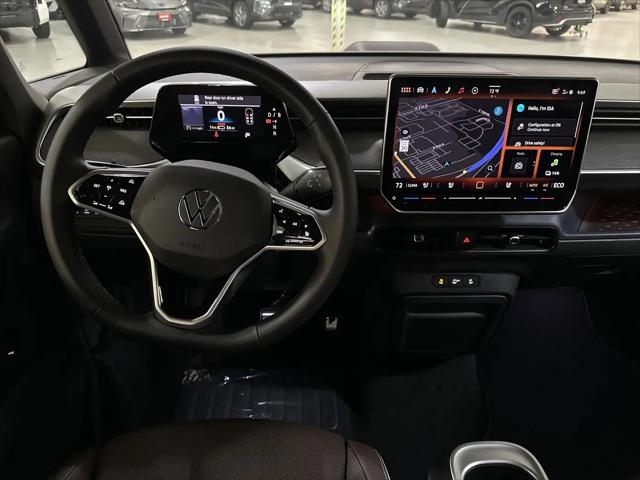 2025 Volkswagen ID. Buzz Pro S Plus with 4MOTION
