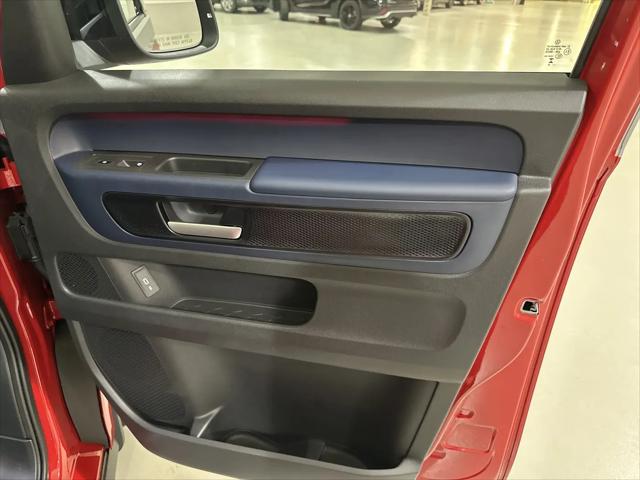 2025 Volkswagen ID. Buzz Pro S Plus with 4MOTION