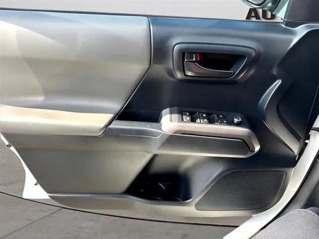 2017 Toyota Tacoma SR5 V6