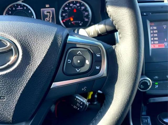 2017 Toyota Camry SE