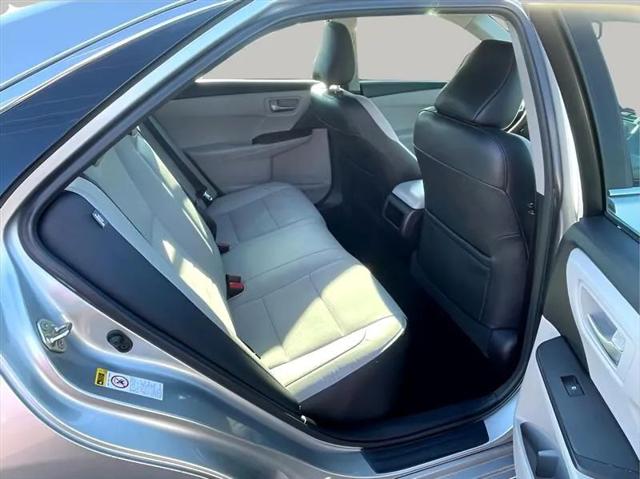 2017 Toyota Camry SE