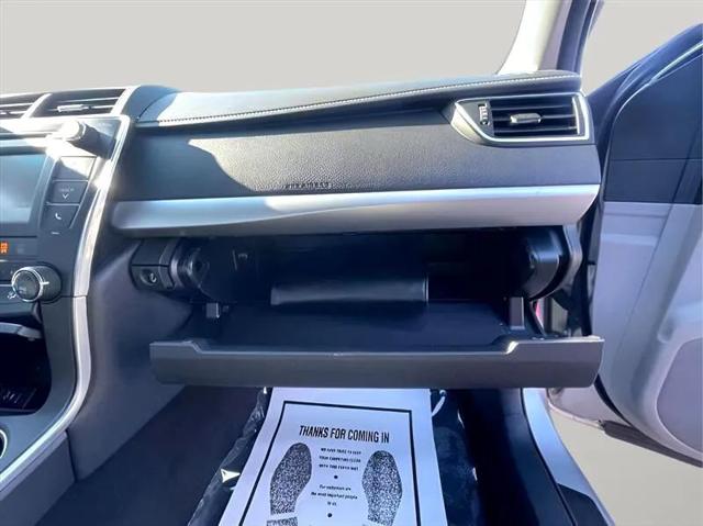 2017 Toyota Camry SE