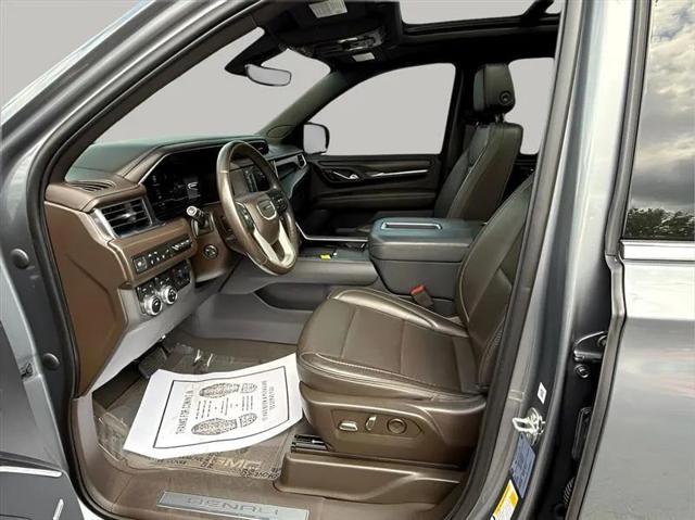 2022 GMC Yukon XL 4WD Denali