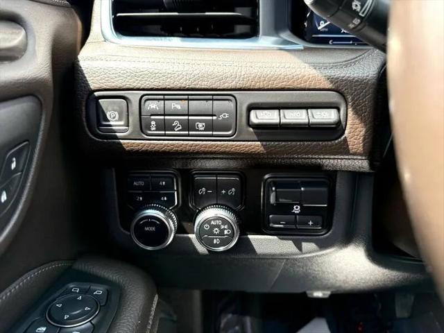 2022 GMC Yukon XL 4WD Denali
