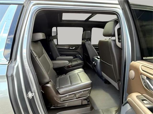 2022 GMC Yukon XL 4WD Denali