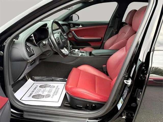 2023 Kia Stinger GT-Line